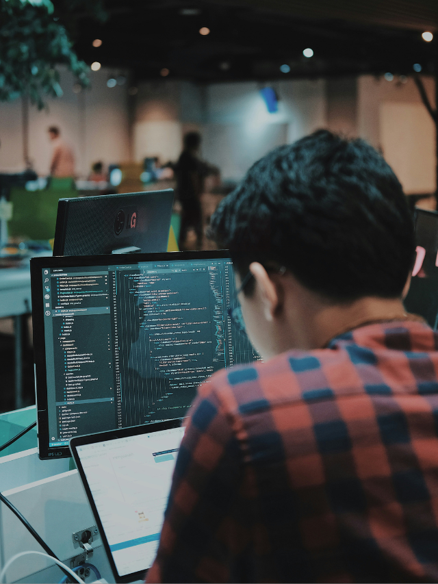 जानें, क्या होता है डिप्लोमा इन सूचना प्रौद्योगिकी कोर्स