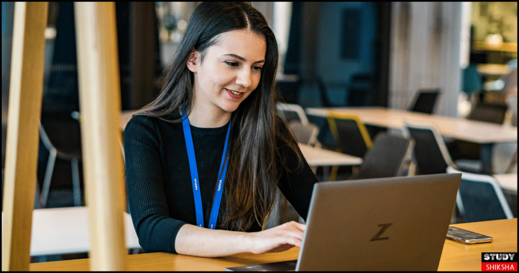 सूचना प्रौद्योगिकी में डिप्लोमा कोर्स